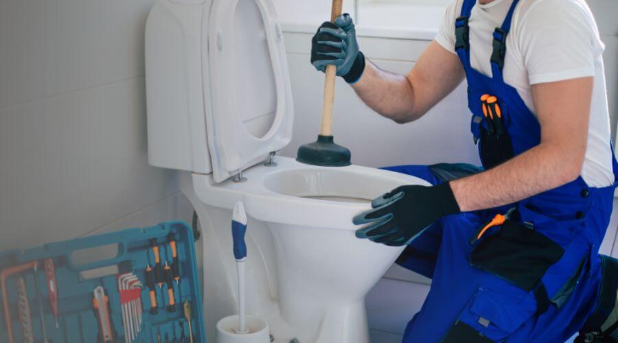 Local annual plumbing maintenance in Helena, MO